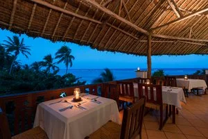 DIAMONDS LEISURE BEACH & GOLF – Gombato