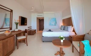 DIAMONDS LEISURE BEACH & GOLF – Gombato