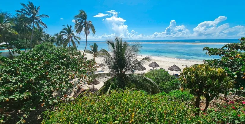 DIAMONDS LEISURE BEACH & GOLF – Gombato