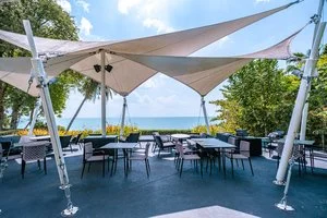 Fin Bar