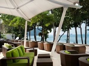 beach bar