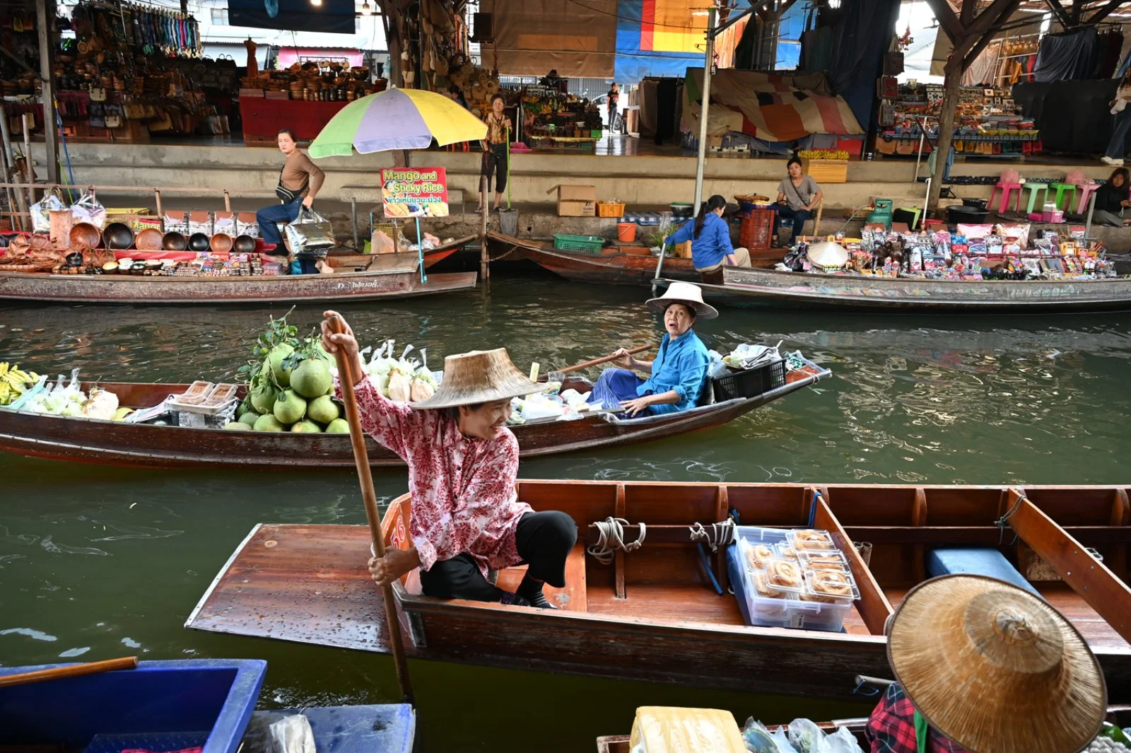 Colori, sapori e tradizioni tra mercati unici