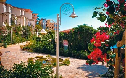 BOUGAINVILLE BAY RESORT&SPA – Tirana