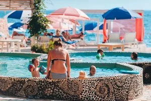 BOUGAINVILLE BAY RESORT&SPA – Tirana