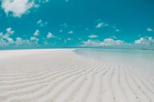 EXPLOREANS BEACH CLUB & VILLAS – Malindi