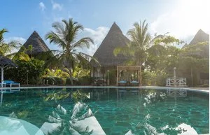 EXPLOREANS BEACH CLUB & VILLAS – Malindi