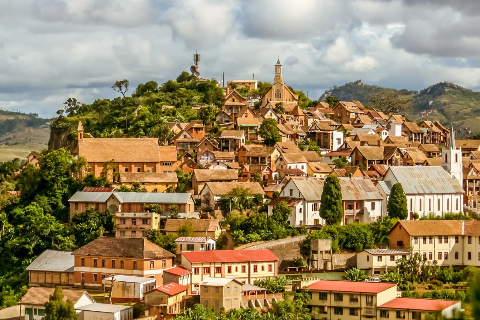 Fianarantsoa, tra vigneti e città storica