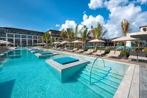 LOPESAN COSTA BAVARO RESORT – Bavaro