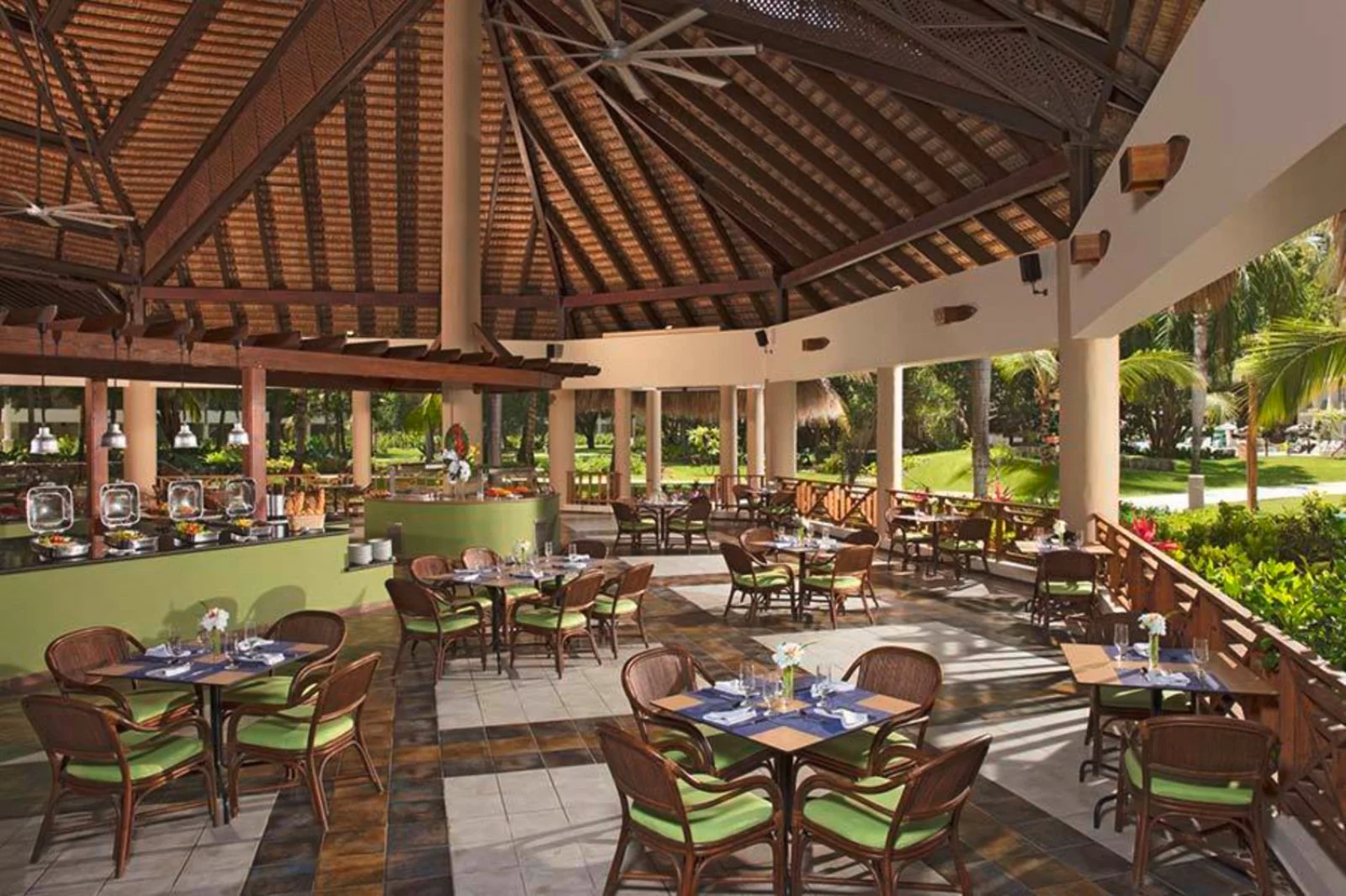 IMPRESSIVE PUNTA CANA – Bavaro