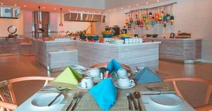 C MAURITIUS RESORT – Belle Mare
