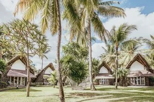LA PIROGUE SUNLIFE RESORT – Flic en Flac