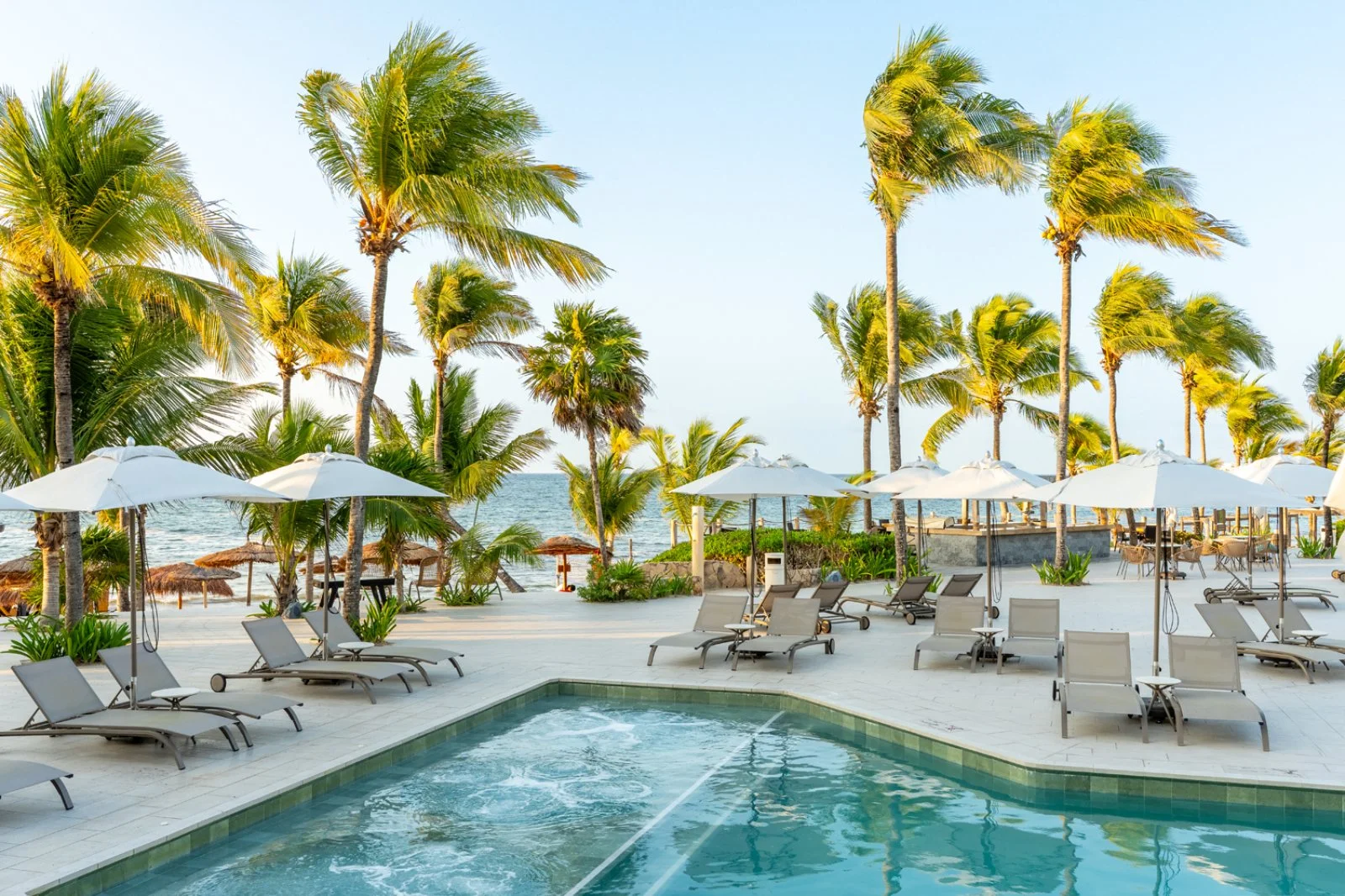 AKUMAL BAY BEACH & SPA RESORT – Tulum
