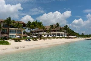 THE REEF COCOBEACH BEACH FRONT RESORT & SPA – Playa del Carmen