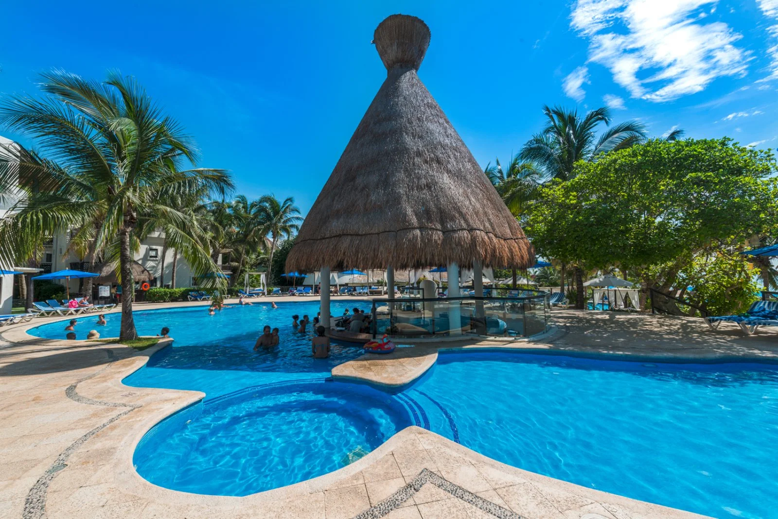 THE REEF PLAYACAR – Playa del Carmen
