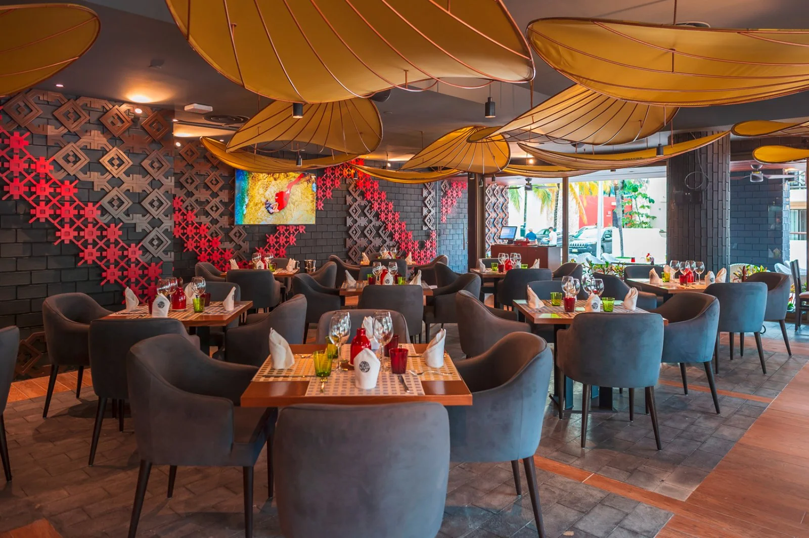 THE REEF 28 – Playa del Carmen