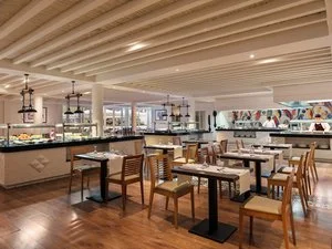 RISTORANTE PARROTS