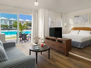 Junior suite vista piscina