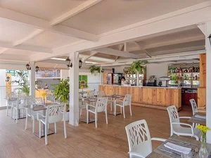 Snack Bar
