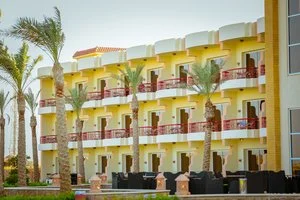 AMARINA QUEEN BEACH RESORT & A – Governatorato del Mar Rosso
