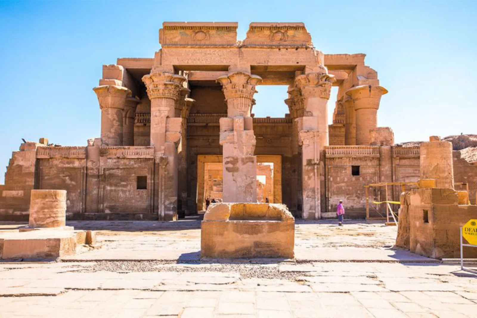 Aswan/Kom Ombo/Edfu/Luxor