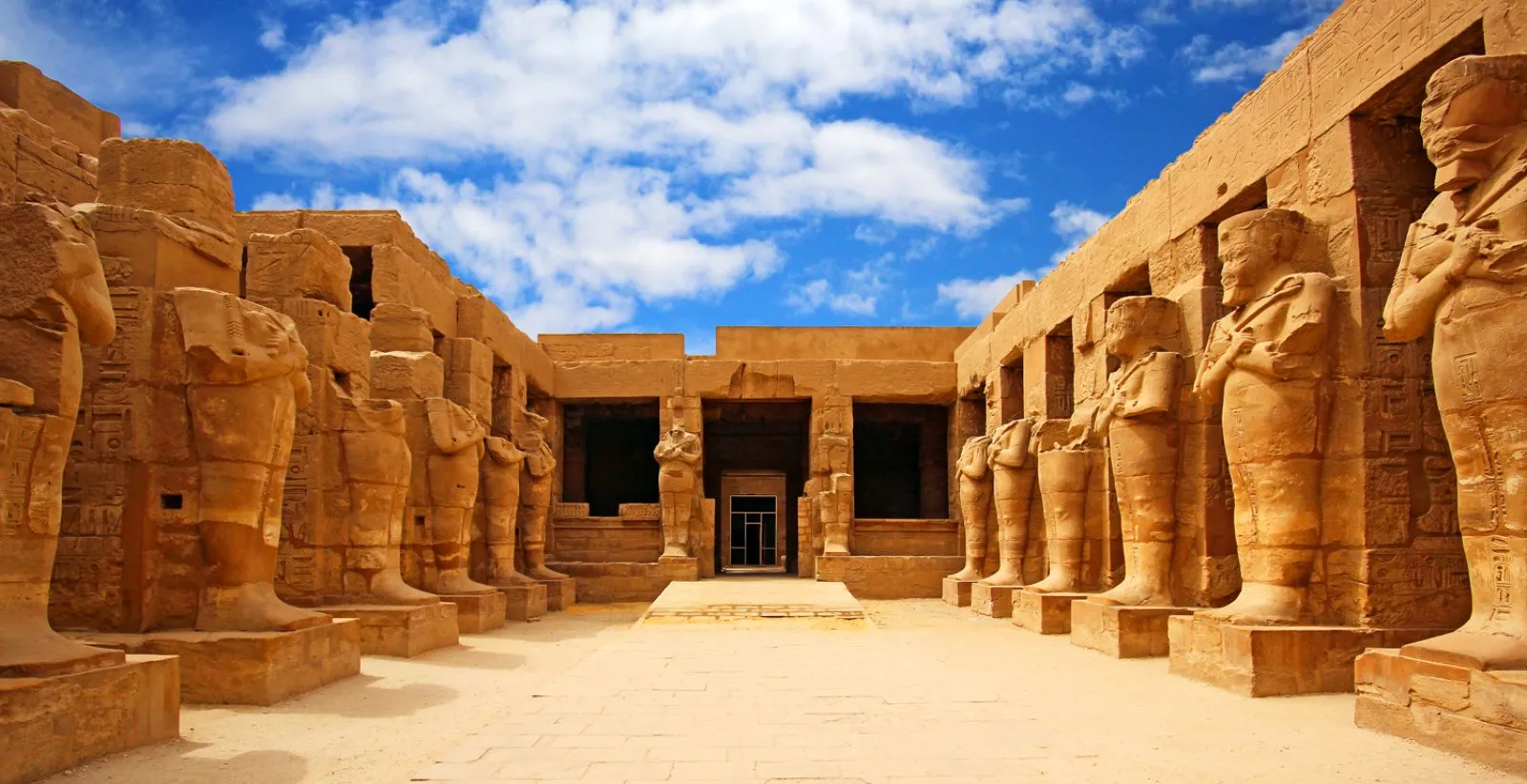 Italia/Luxor