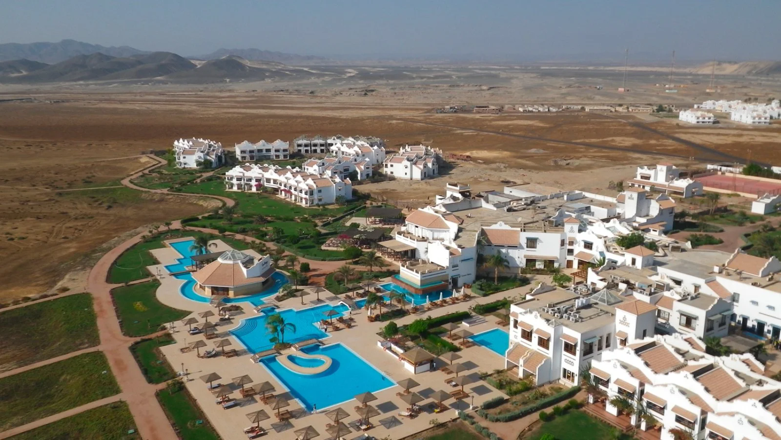 LAHAMI BAY BEACH RESORT – Shalatin