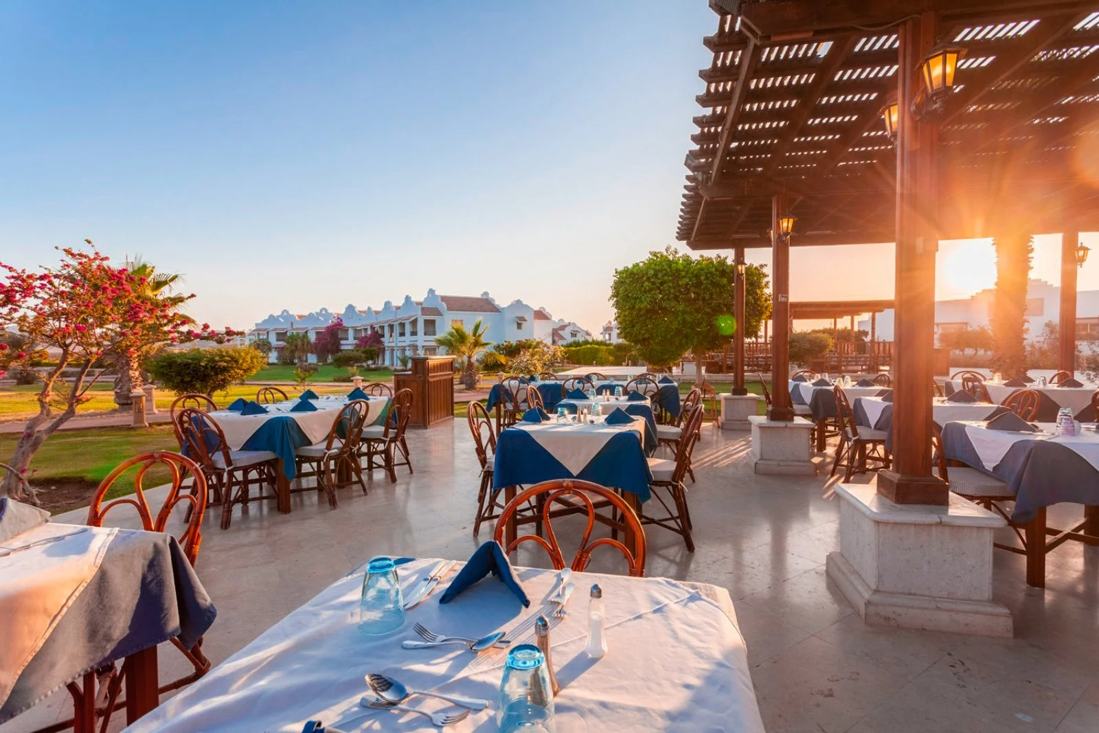 LAHAMI BAY BEACH RESORT – Shalatin