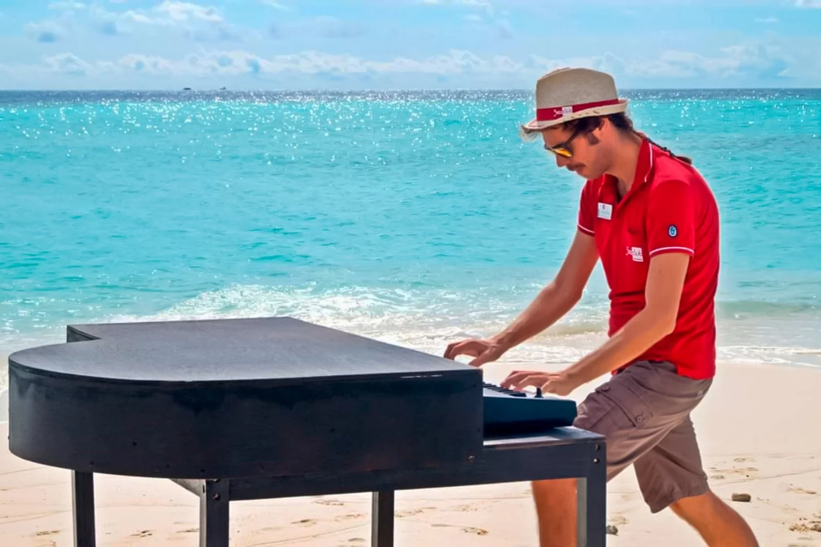 LAHAMI BAY BEACH RESORT – Shalatin