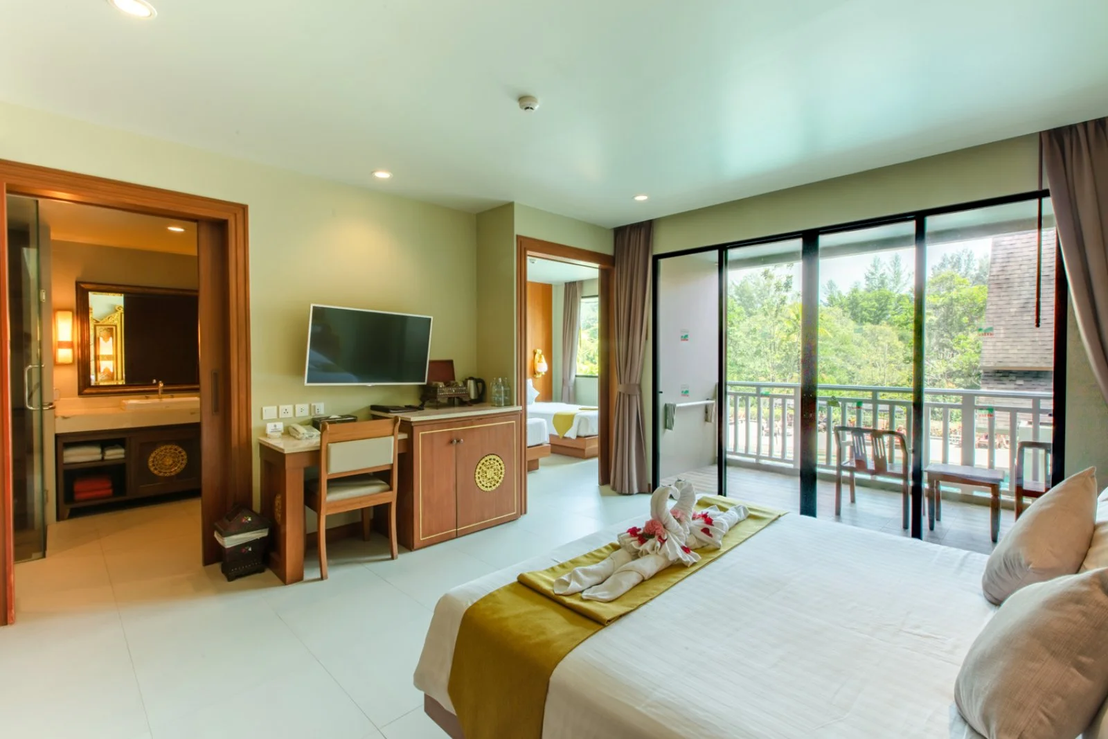 MAIKHAO PALM BEACH RESORT – Thailandia