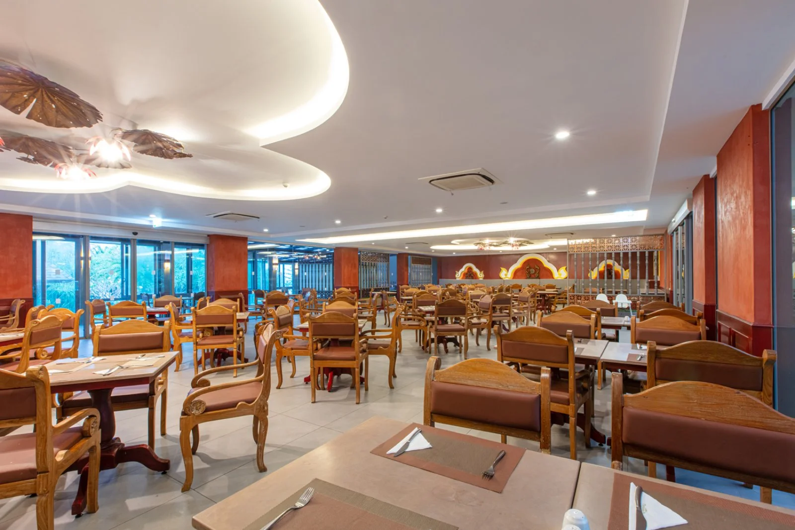 MAIKHAO PALM BEACH RESORT – Thailandia