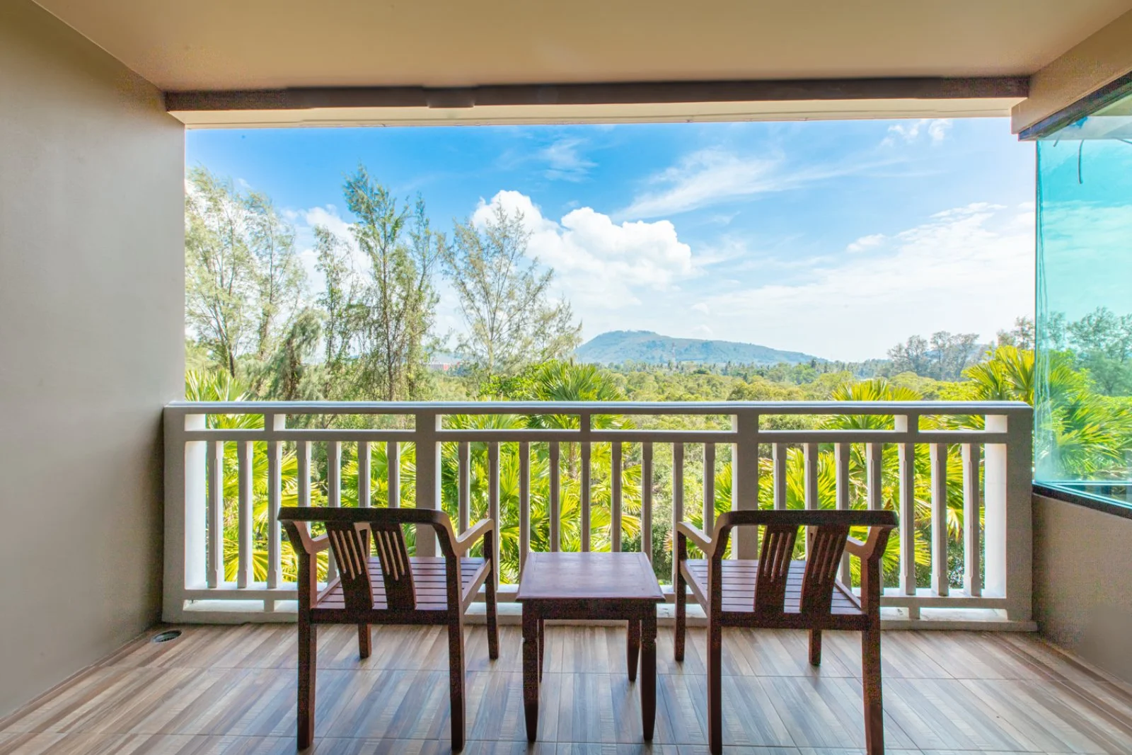 MAIKHAO PALM BEACH RESORT – Thailandia