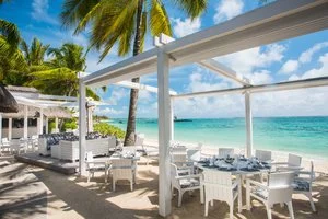 CONSTANCE BELLE MARE PLAGE RESORT – Poste de Flacq