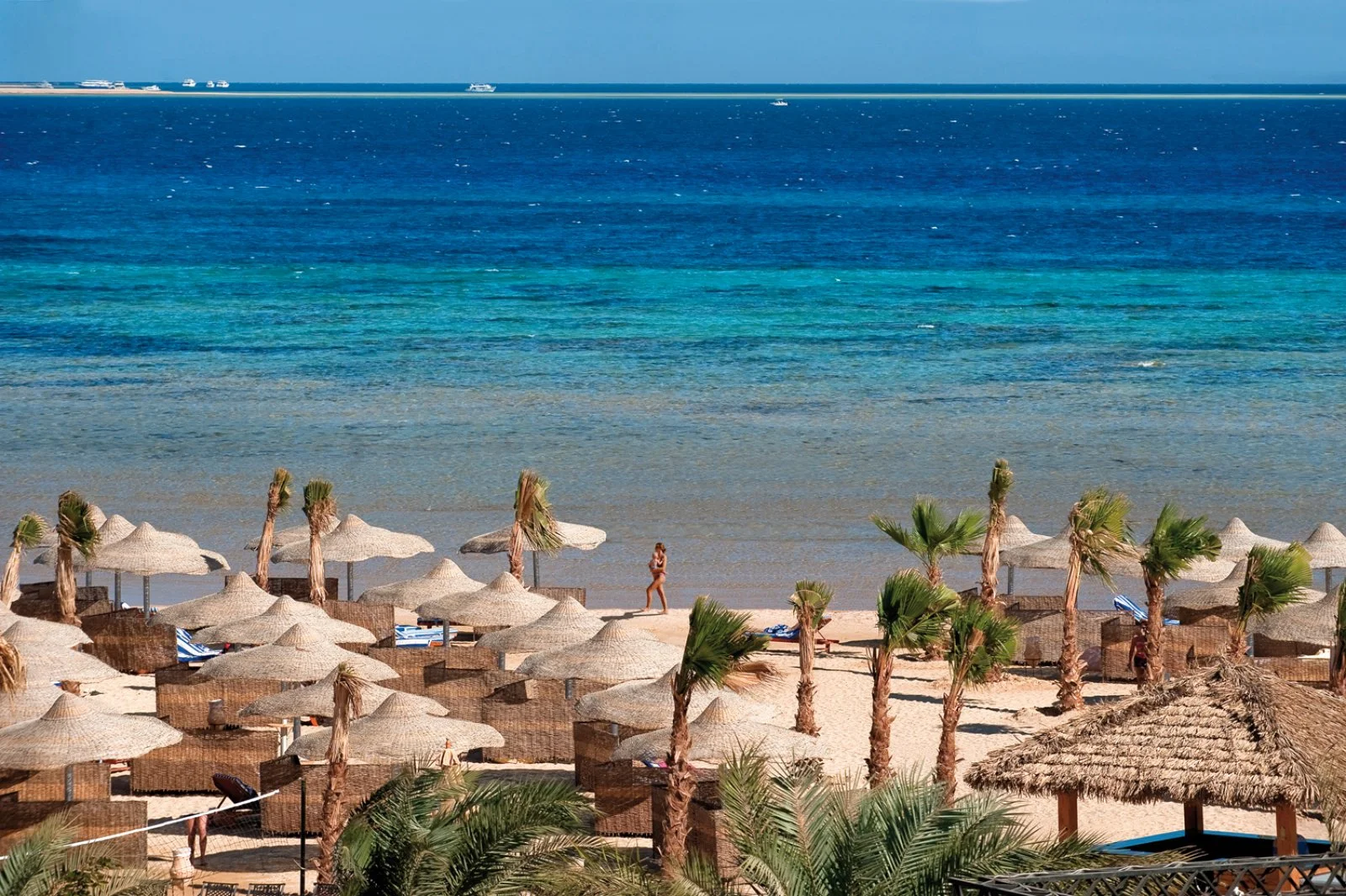AMWAJ BEACH CLUB ABU SOMA RESORT