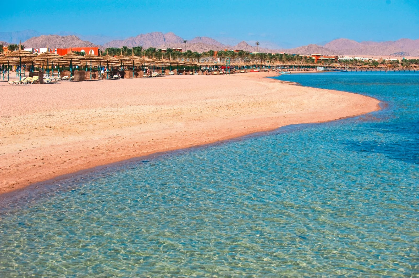 AMWAJ OYOUN BEACH RESORT