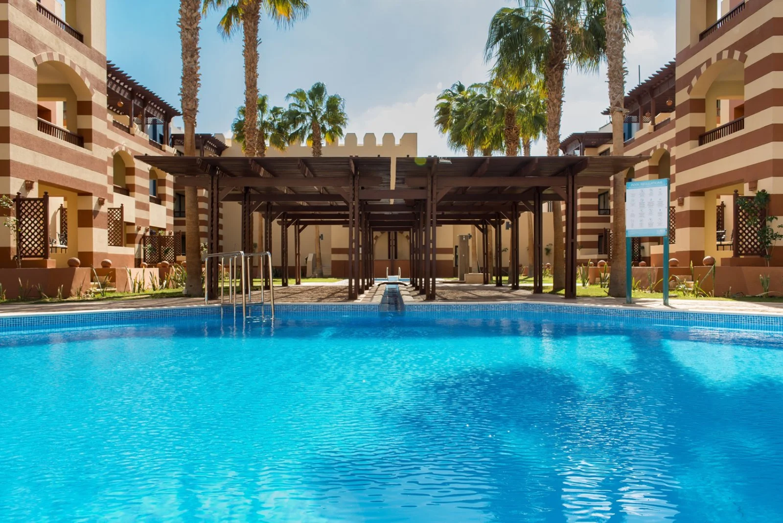 RADISSON MARINA PORT GHALIB RESORT – Port Ghalib