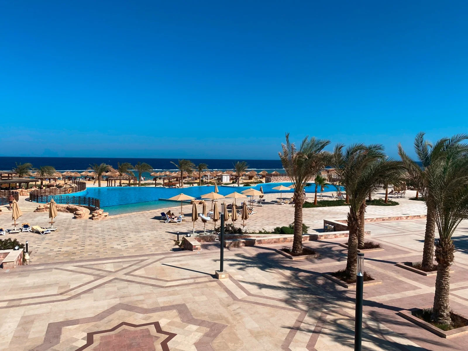 LAZULI BEACH RESORT – Madinat Coraya