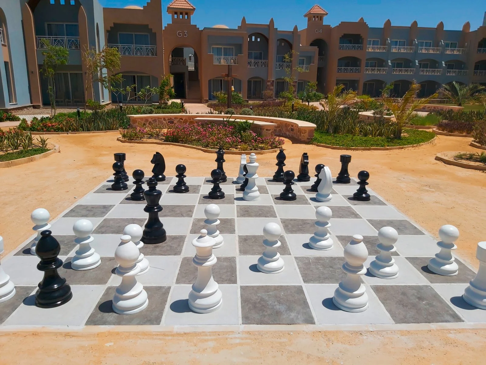 LAZULI BEACH RESORT – Madinat Coraya