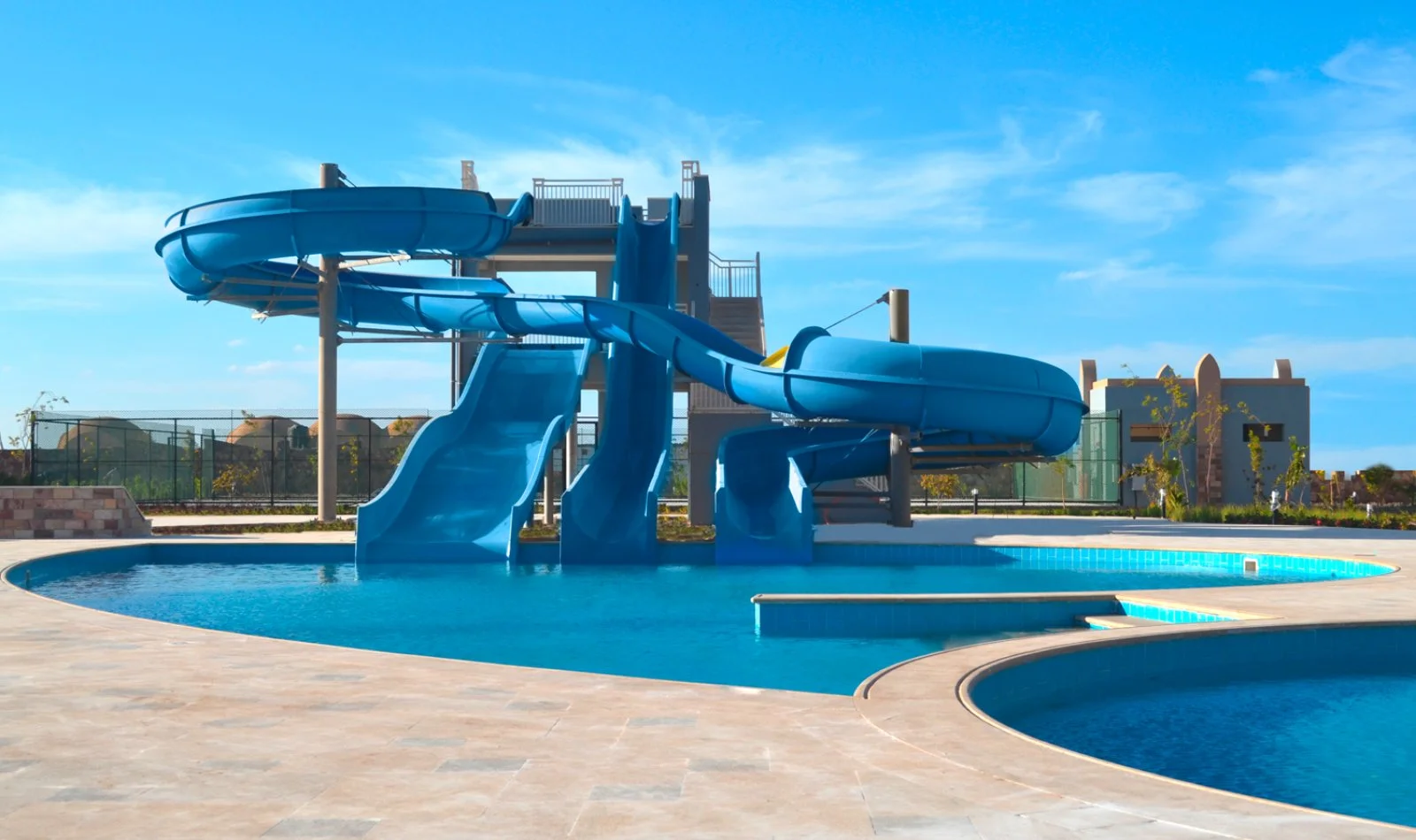 LAZULI BEACH RESORT – Madinat Coraya