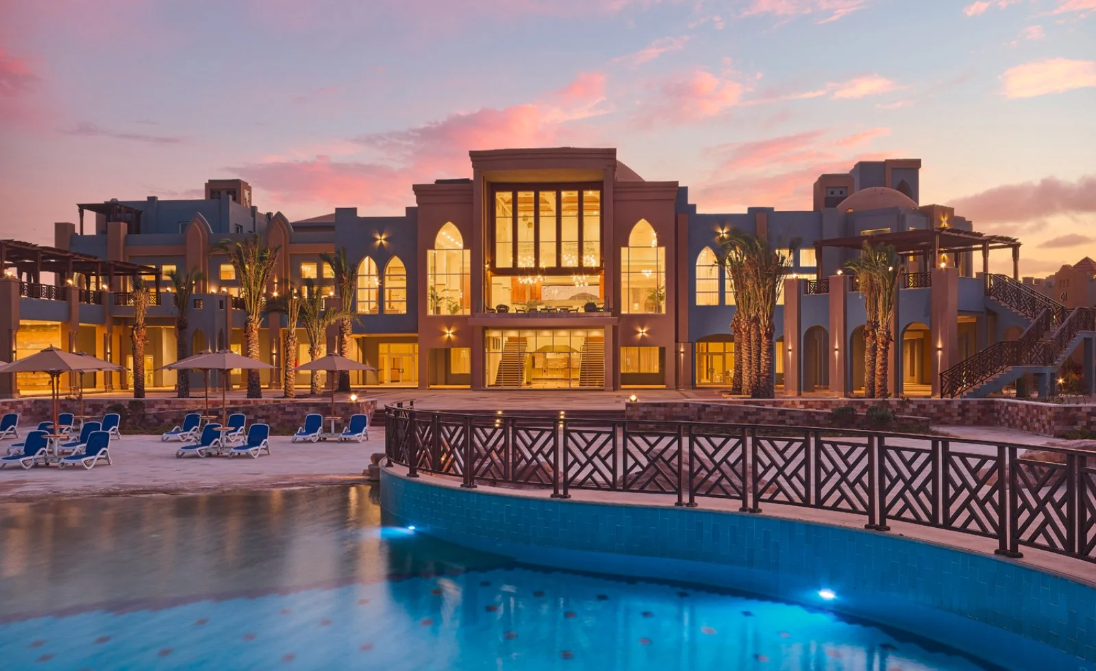 LAZULI BEACH RESORT – Madinat Coraya