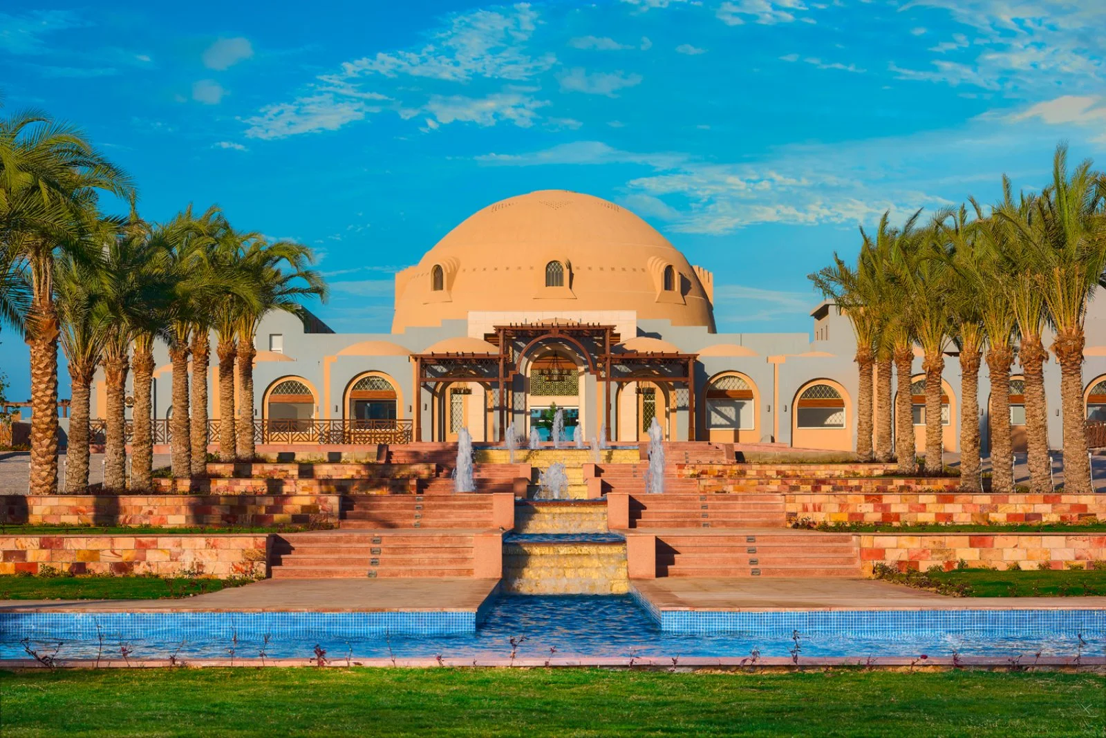 LAZULI BEACH RESORT – Madinat Coraya