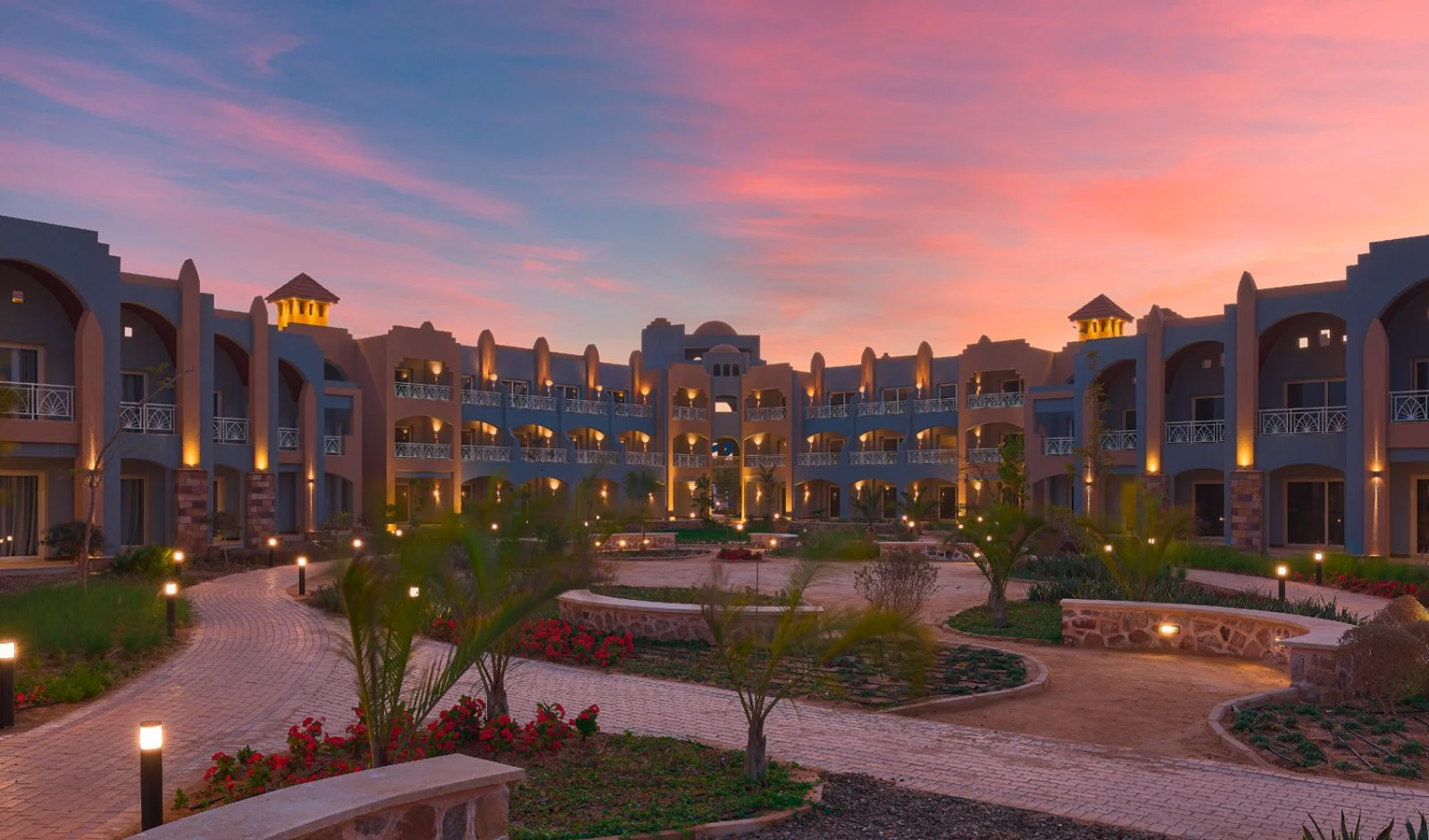 LAZULI BEACH RESORT – Madinat Coraya