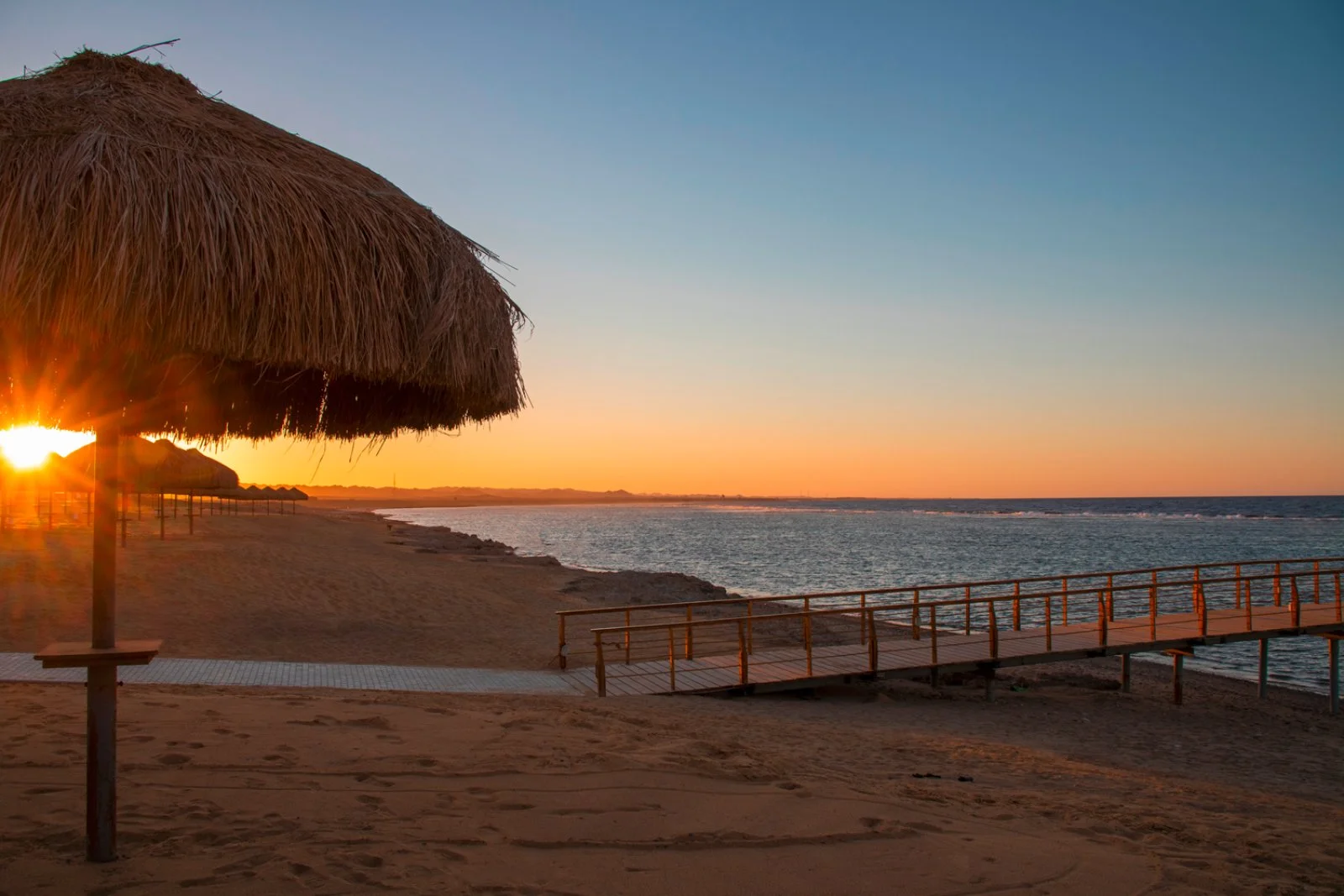 LAZULI BEACH RESORT – Madinat Coraya