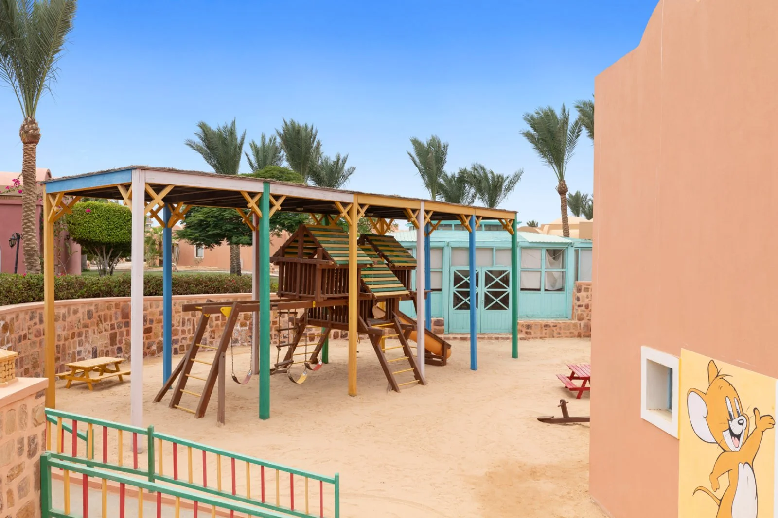 SWISSOTEL BEACH RESORT – Lasithi