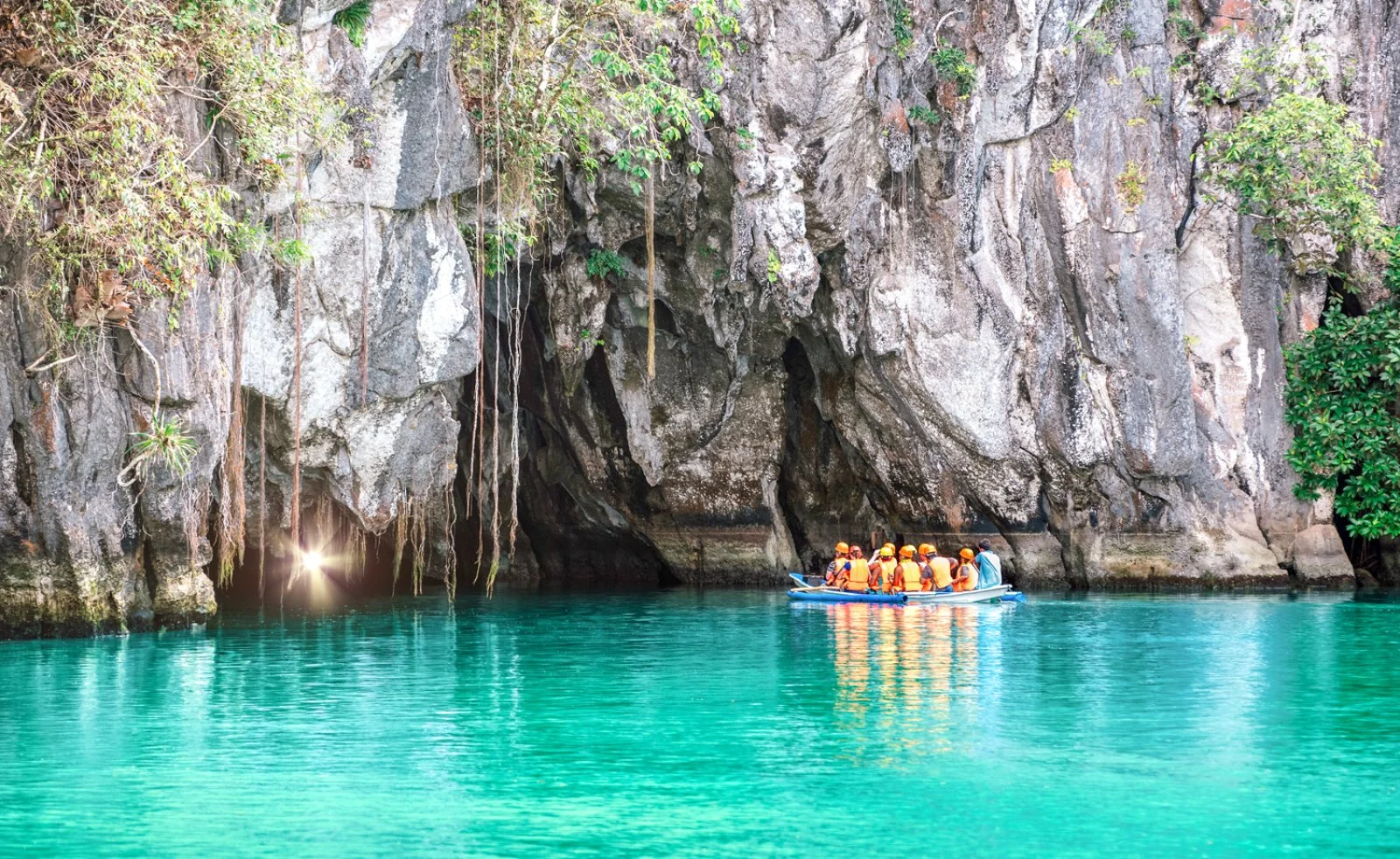 Puerto Princesa - Sabang - Puerto Princesa