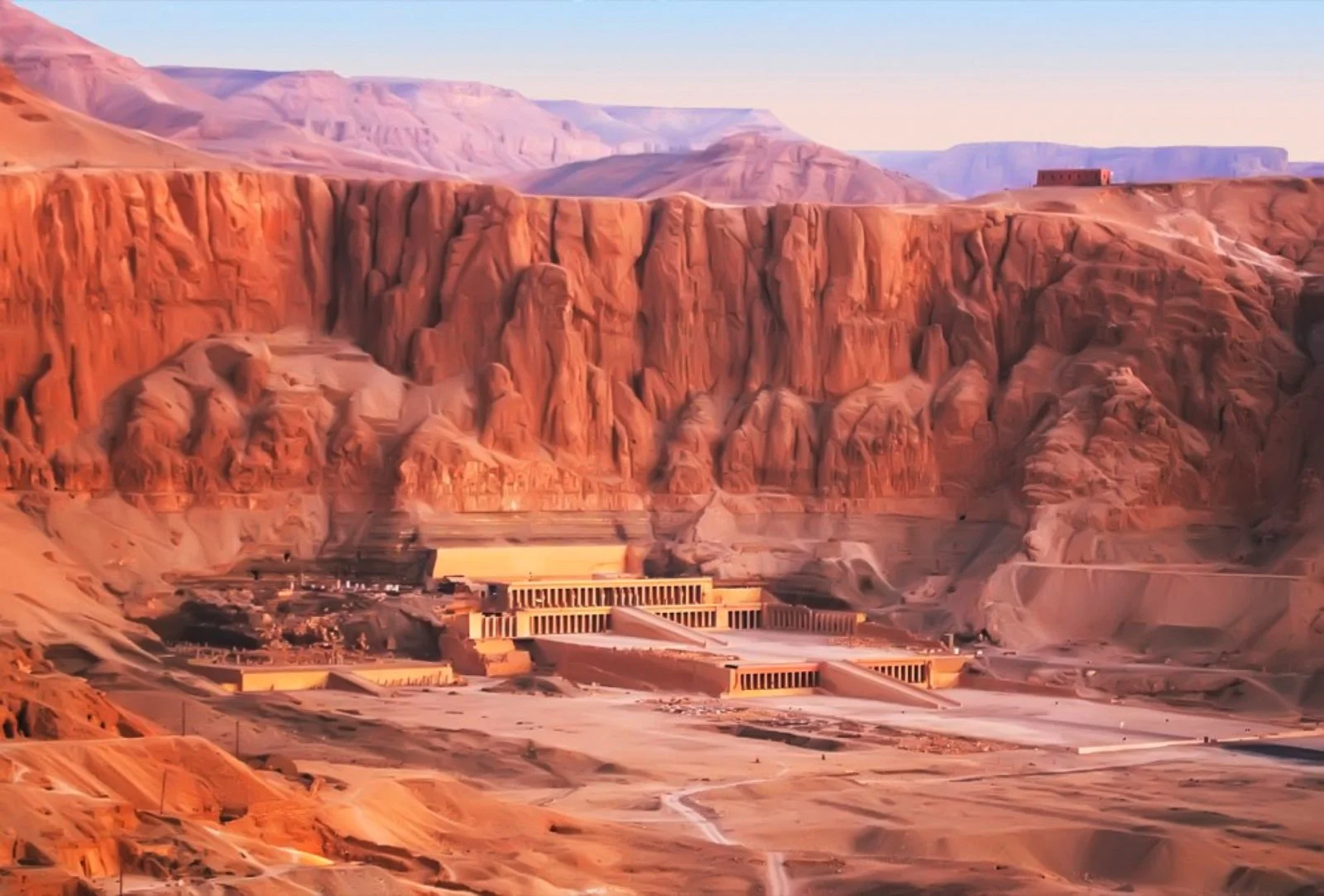 Luxor - immagine 1 di 2