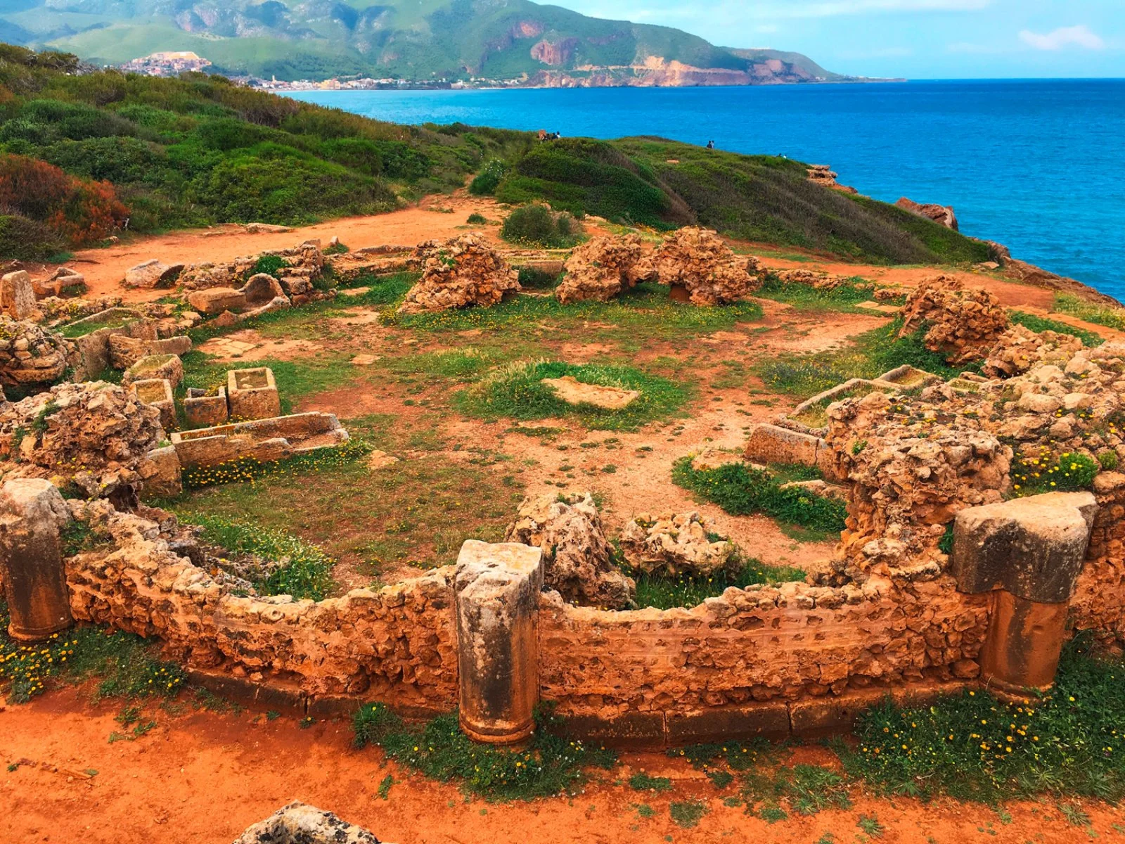 Algeri - Chercell - Tipasa - Mausoleo reale di Mauretania - Algeri - immagine 1 di 3
