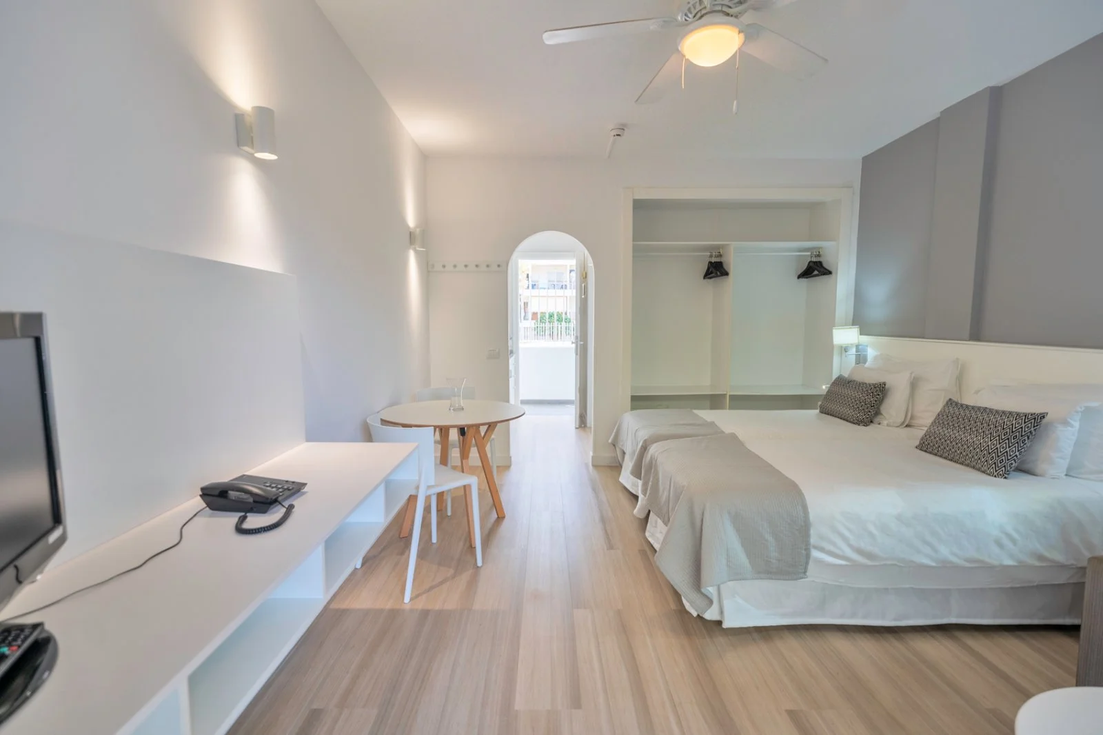 APPARTAMENTI CORAL CALIFORNIA – Los Cristianos