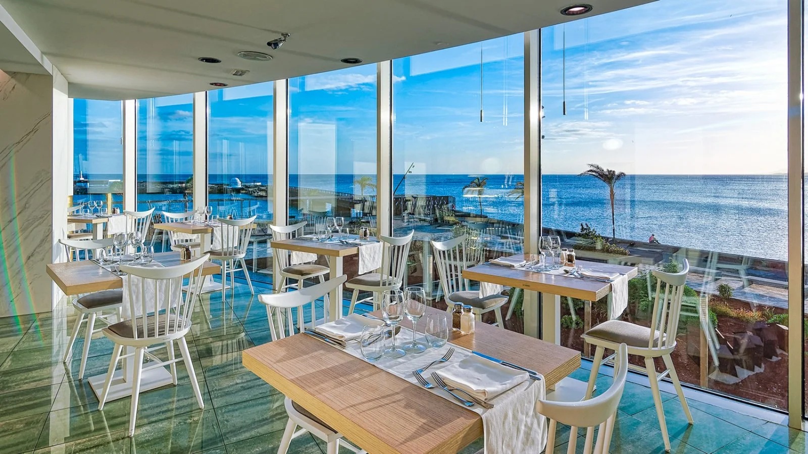 ARRECIFE GRAN HOTEL & SPA – Arrecife
