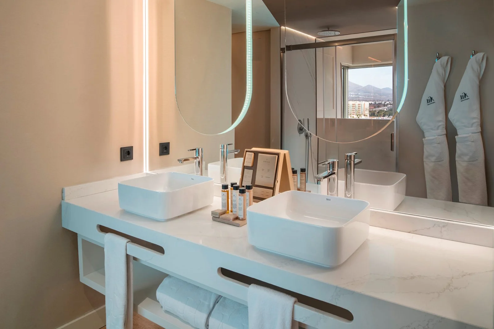 ARRECIFE GRAN HOTEL & SPA – Arrecife