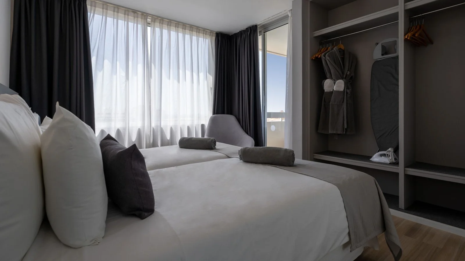CORAL SUITES & SPA HOTEL – Los Cristianos